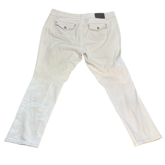 Almost Famous Destroyed Distressed White Studded Rhinestone Boyfriend Jeans 20 - Picture 7 of 13